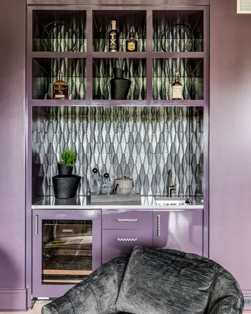 Noir Etched Opaque Vase – Black