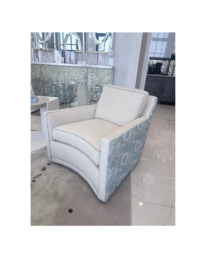Monahan Swivel Chair - White