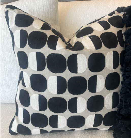 20x20 SSI Custom Cream and White Pillow