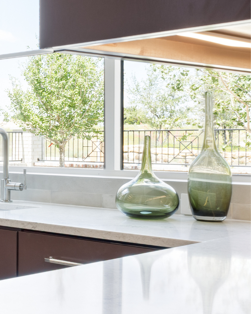 Balloon Glass Vase - Olive Green